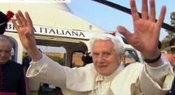 Pope_Benedict_says_good-bye