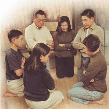 Family_Prayer_3